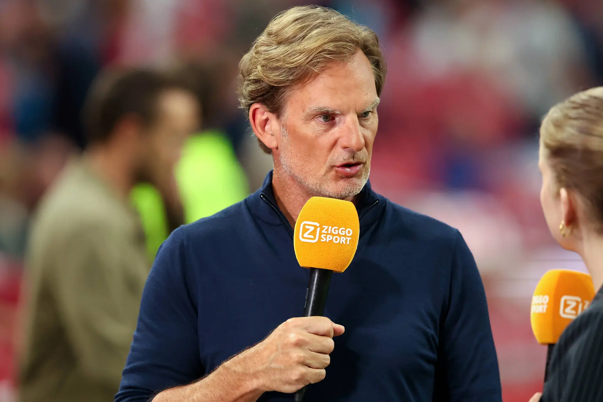 Ronald de Boer wijst naar volgende megatransfer Ajax: 'Voor honderd miljoen weg'