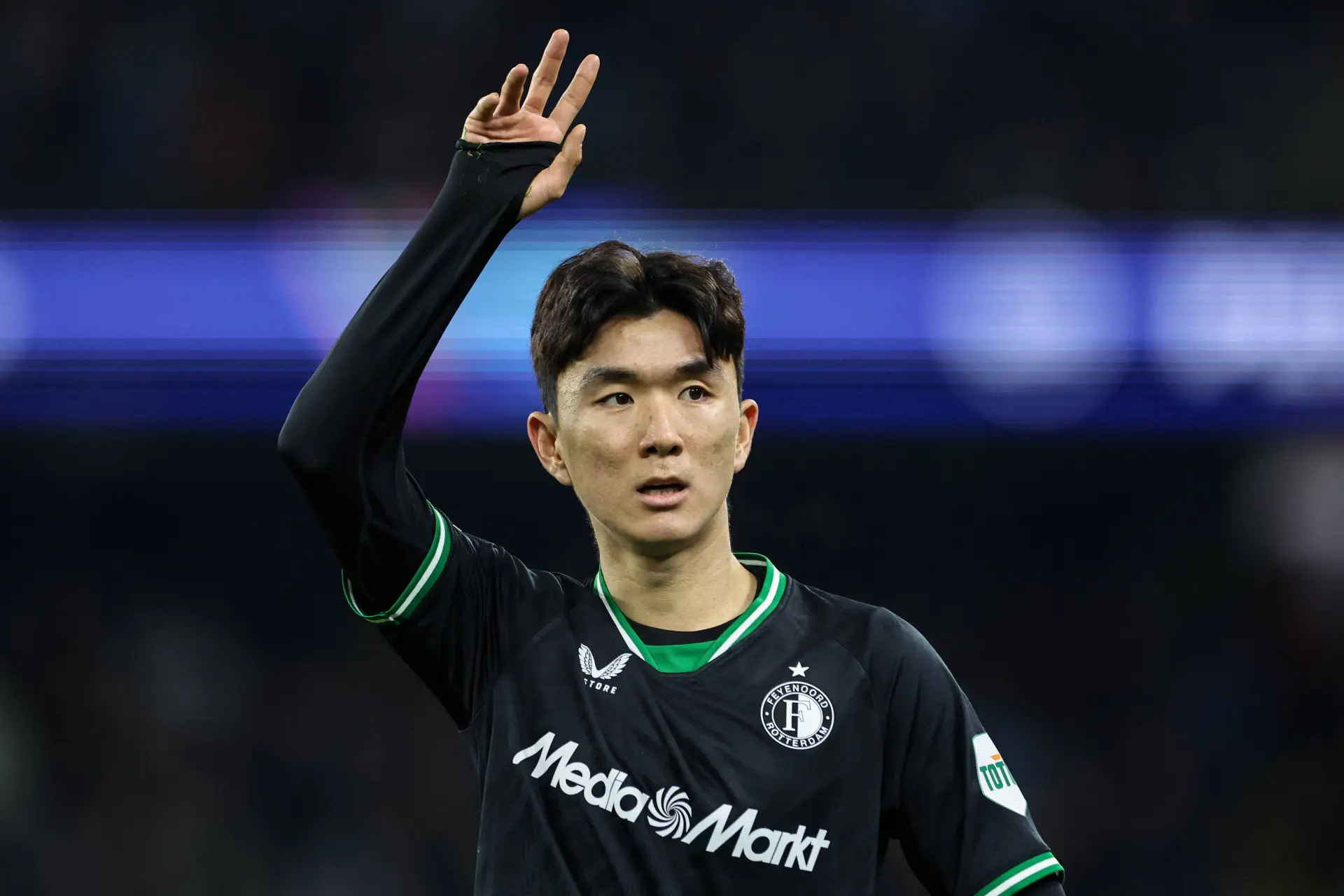 Feyenoord blokkeert Premier League-transfer van In-beom Hwang