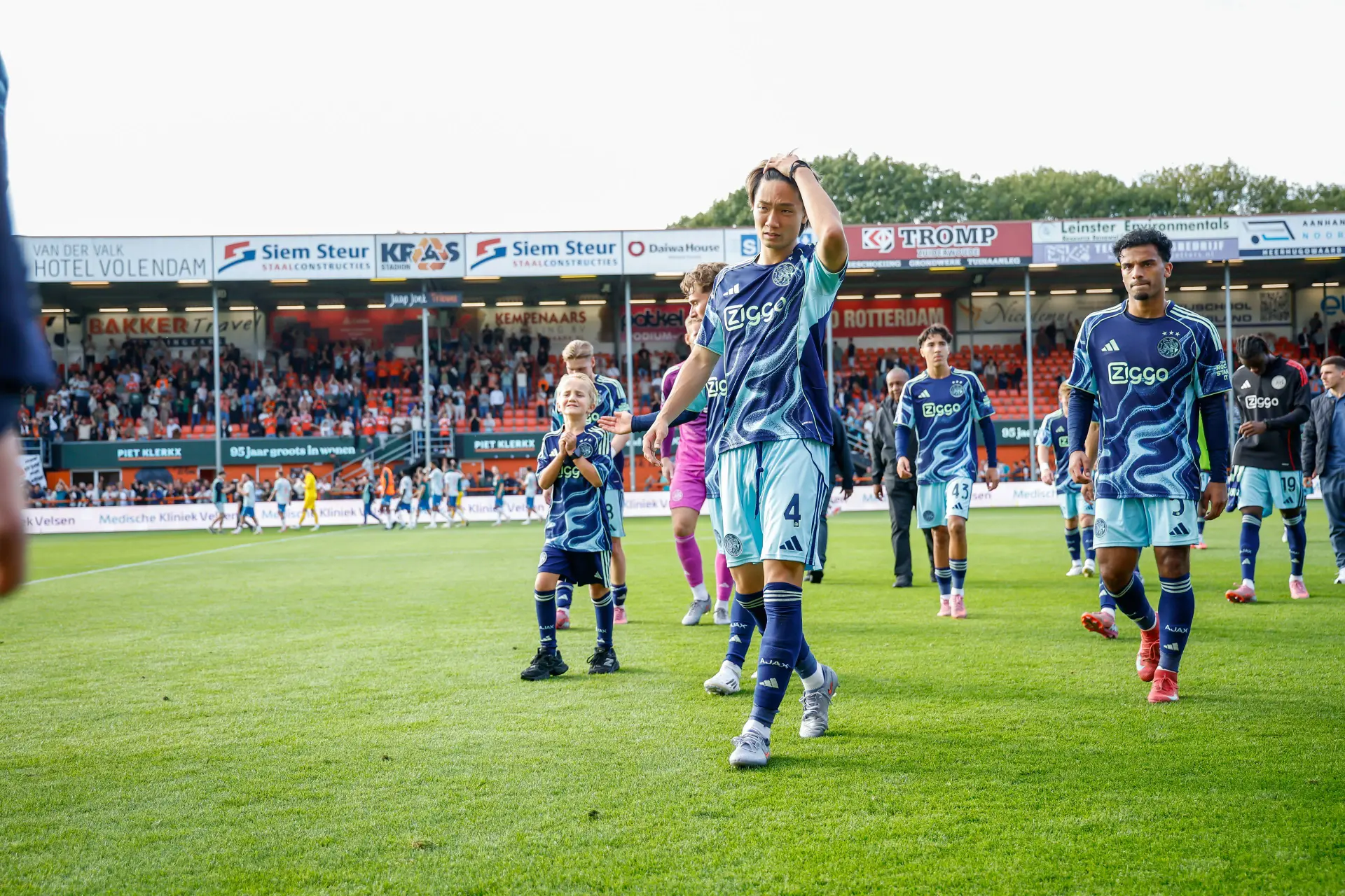 Kersverse Ajax-aanwinst geeft bijzondere reden voor nieuwe blessure