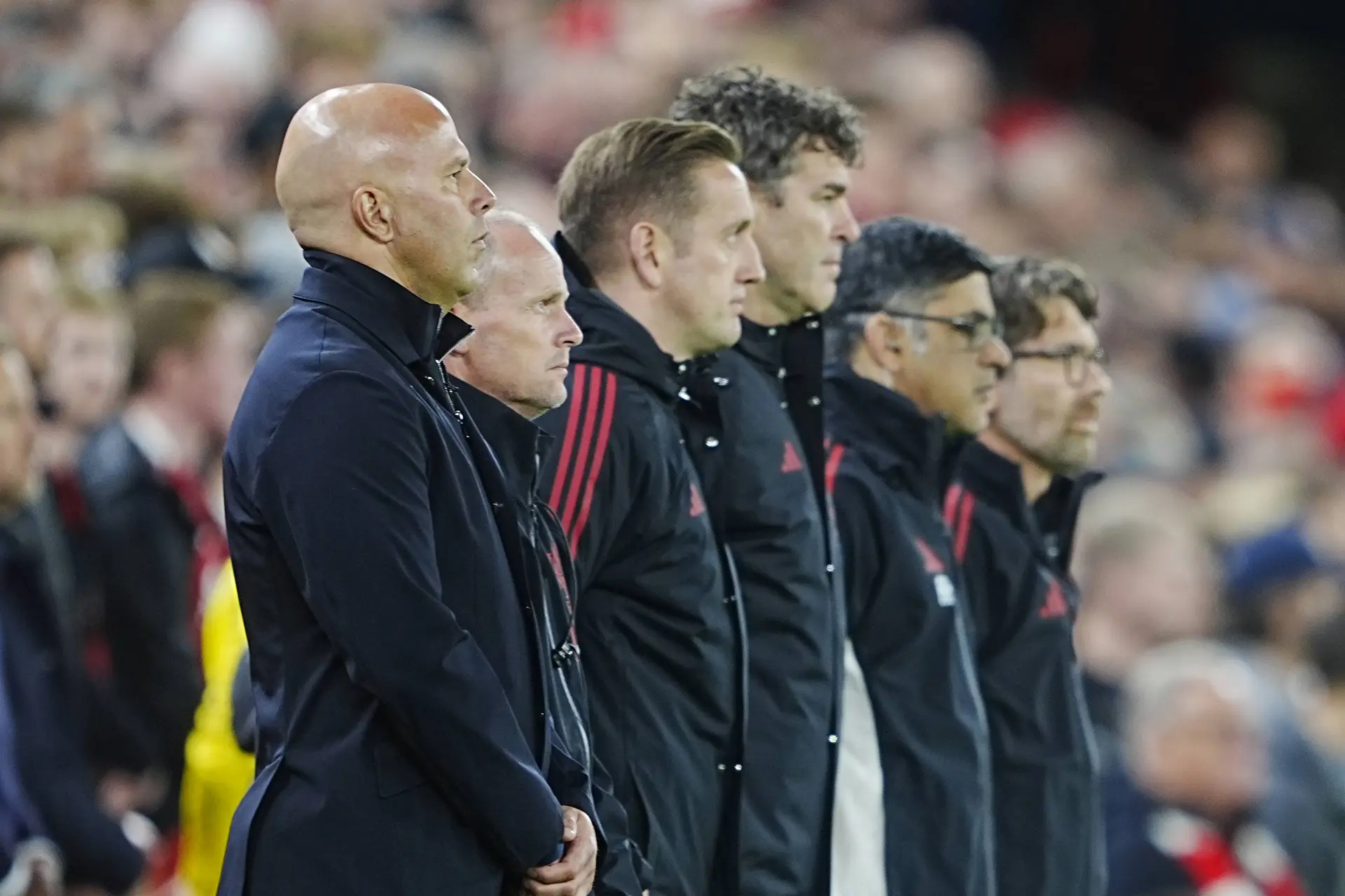 Arne Slot haalt pijnlijk Eredivisie-moment aan na grote domper voor Liverpool