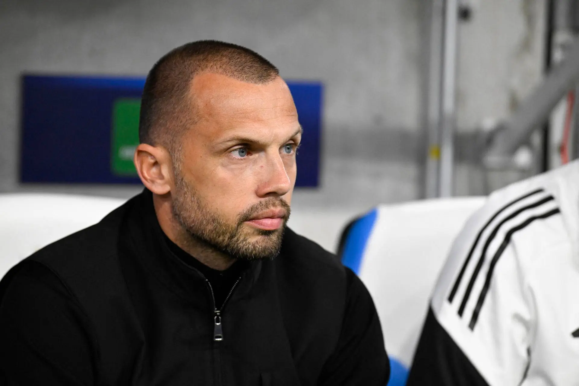 Uitstel van executie voor John Heitinga: clubleiding ziet voorlopig geen reden om te breken