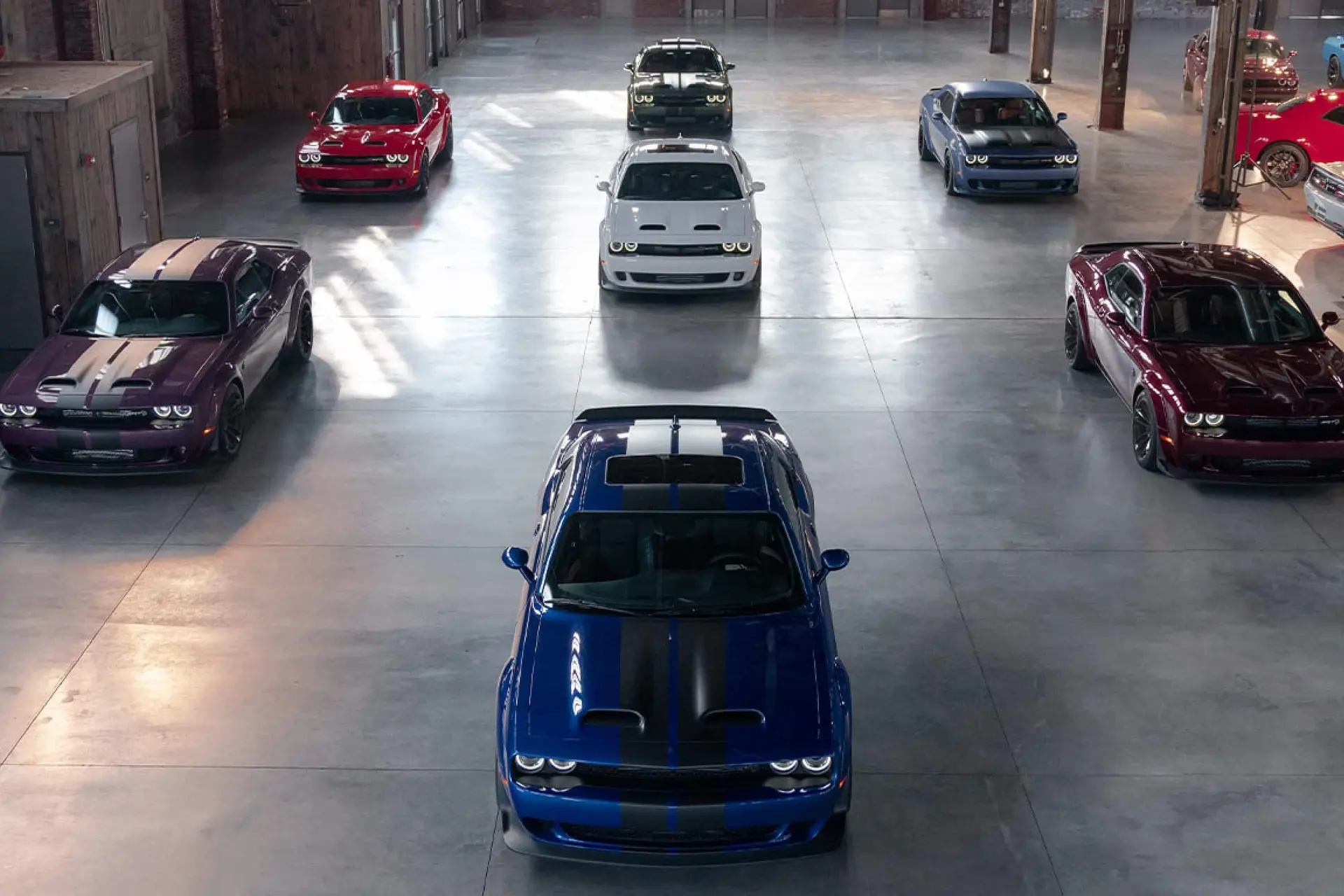 2021 dodge challenger vlp gallery 1 esjpgimage 2880