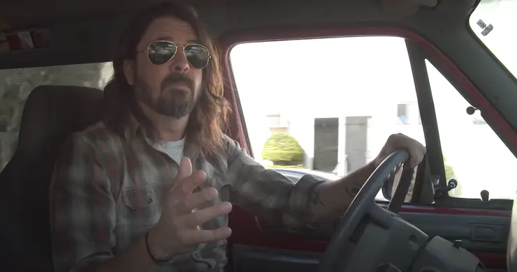 Foo Fighters frontman Dave Grohl maakt vette docu What Drives Us