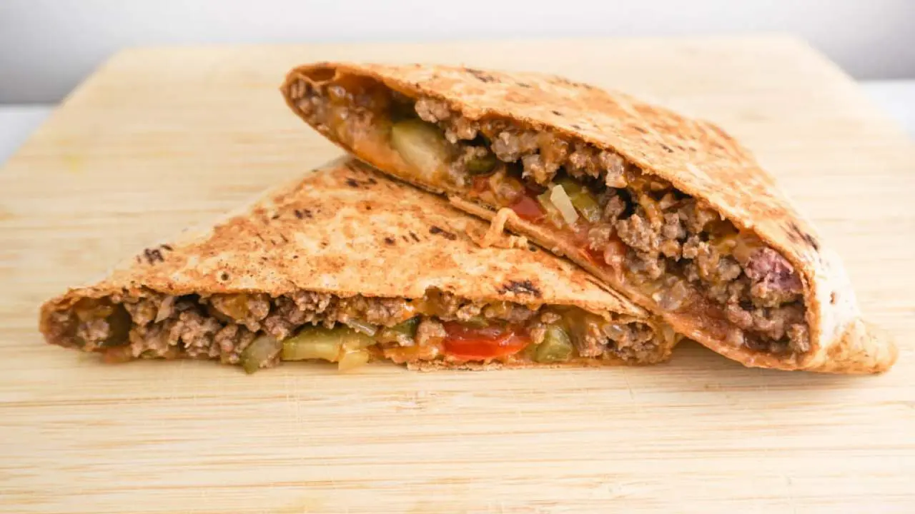 grilled cheeseburger wraps