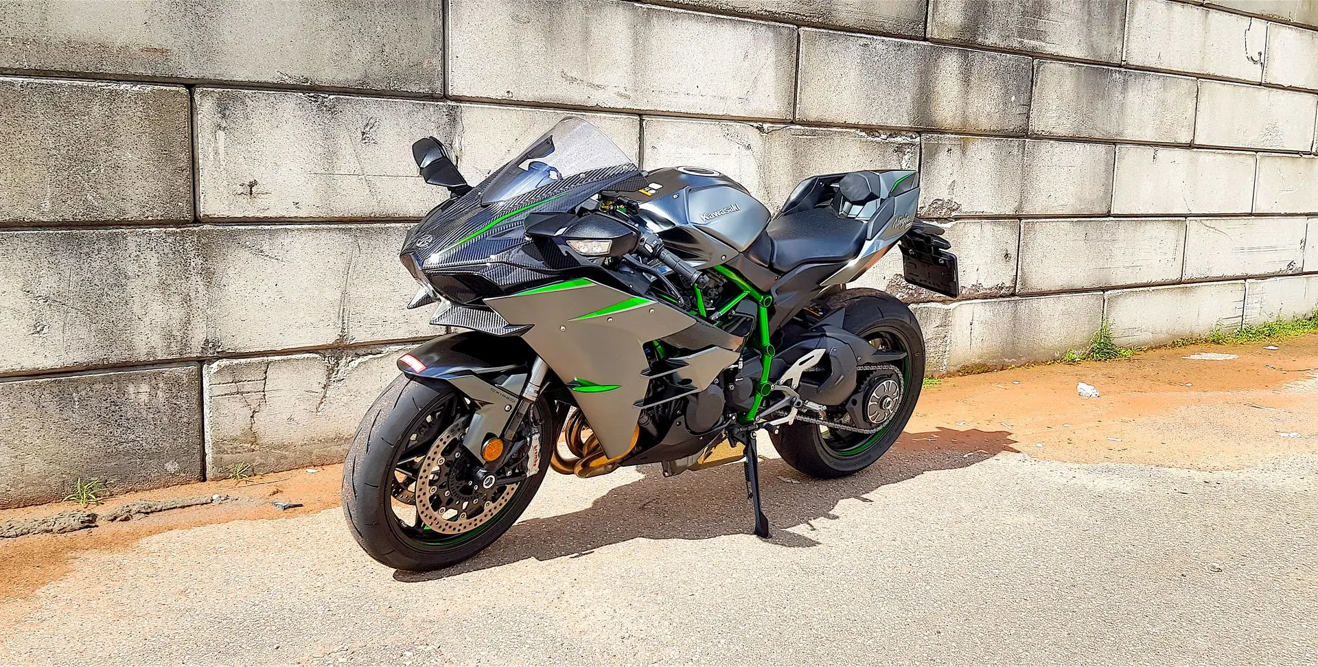 Kawasaki Ninja H2 is iconische Japanse krijger met pure snelheid in z'n DNA