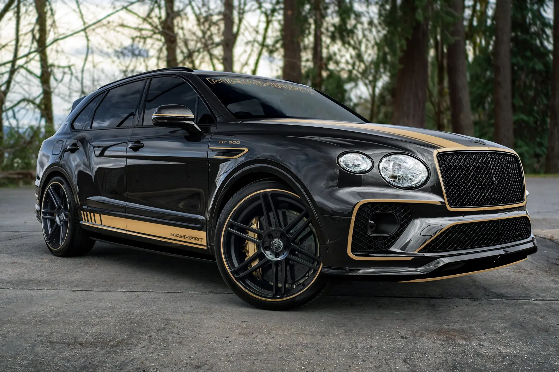 MANHART bouwt de Bentley Bentayga om tot de ultieme patserbak