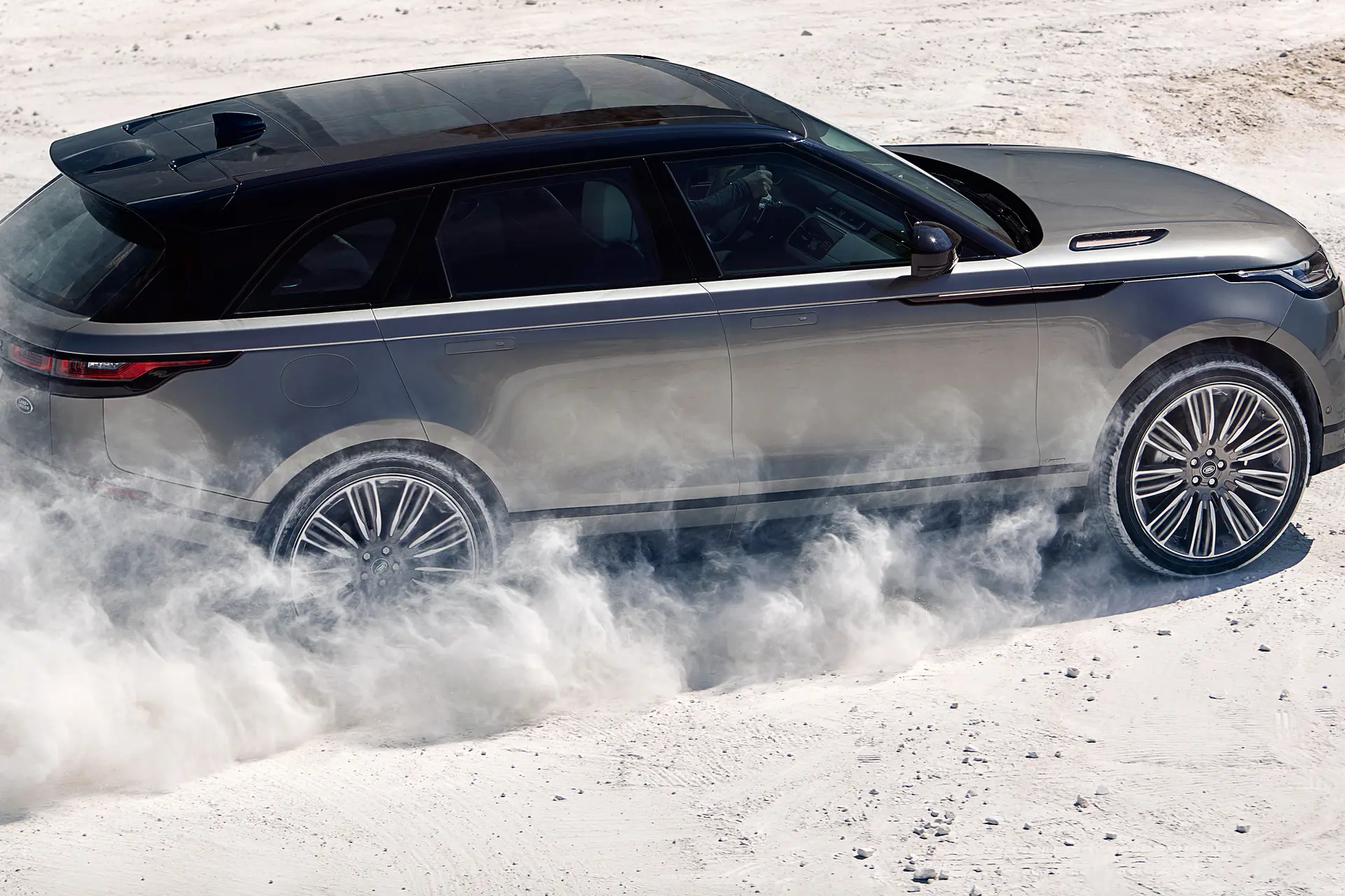 rr velar 18my 373 glhd pr location dynamic 010317 kopie 1
