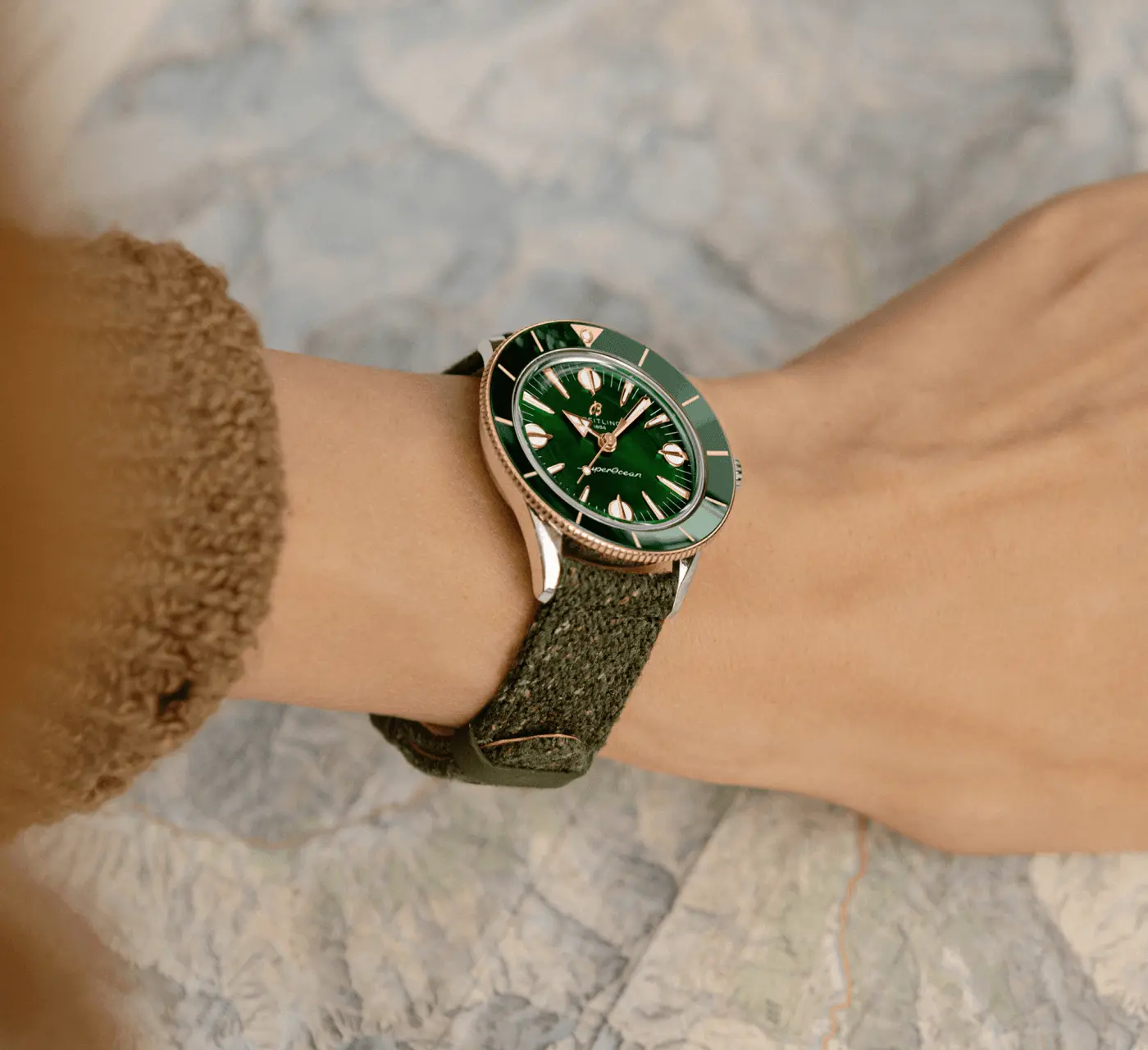 u10340361l1a1 superocean heritage 57 highlands on wrist
