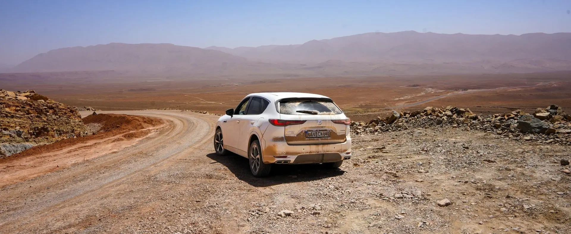 48 uur dwars door Marokko in een epic drive met de Mazda CX-60