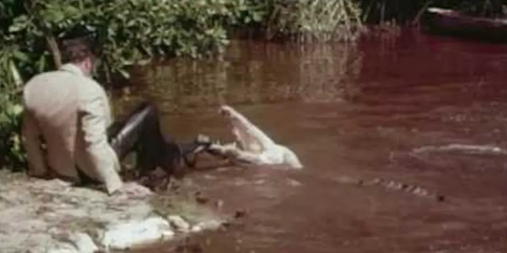 Het verhaal achter de bizarre krokodillen stunt in James Bond-film Live and Let Die