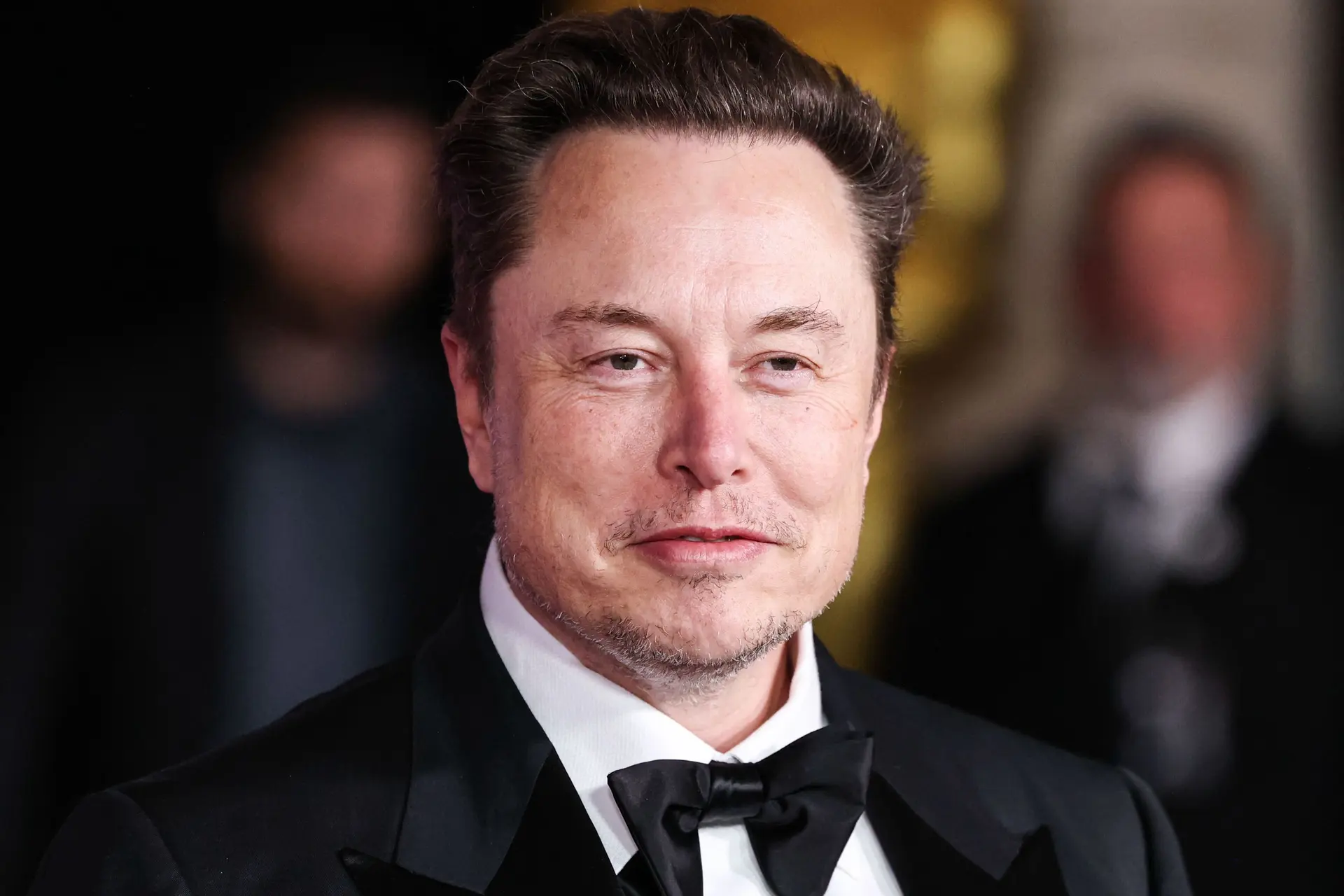 Elon Musk kondigt op X aan Taylor Swift een kind te willen geven