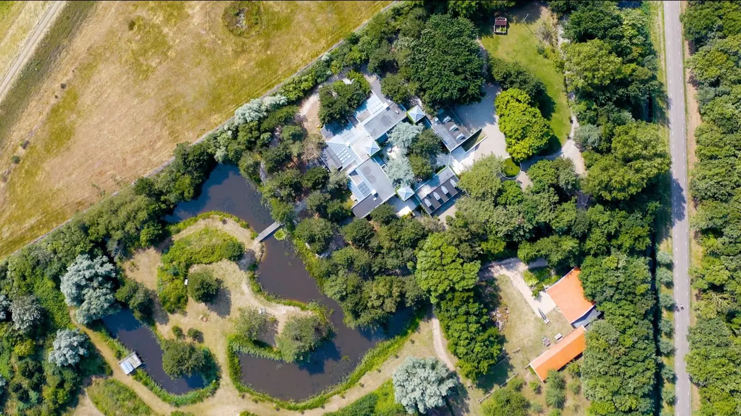 Funda Toppers #117: Landgoed met  privé natuurgebied