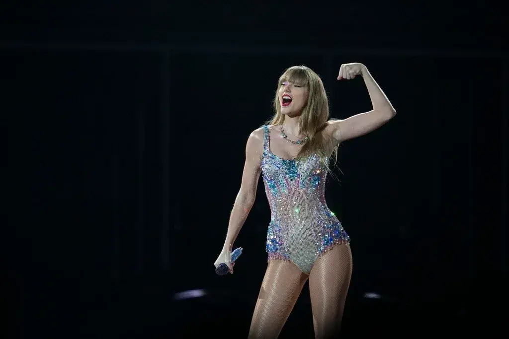 Taylor Swift knalt Rihanna van de troon en is officieel de rijkste zangeres ter wereld