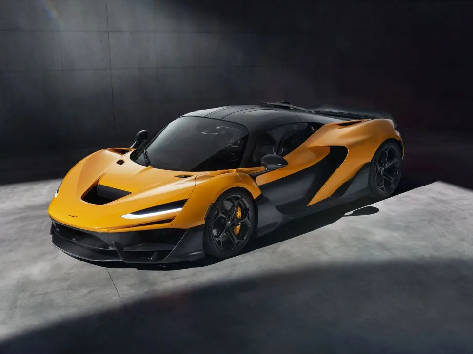 mclaren w1 officieel 970 024