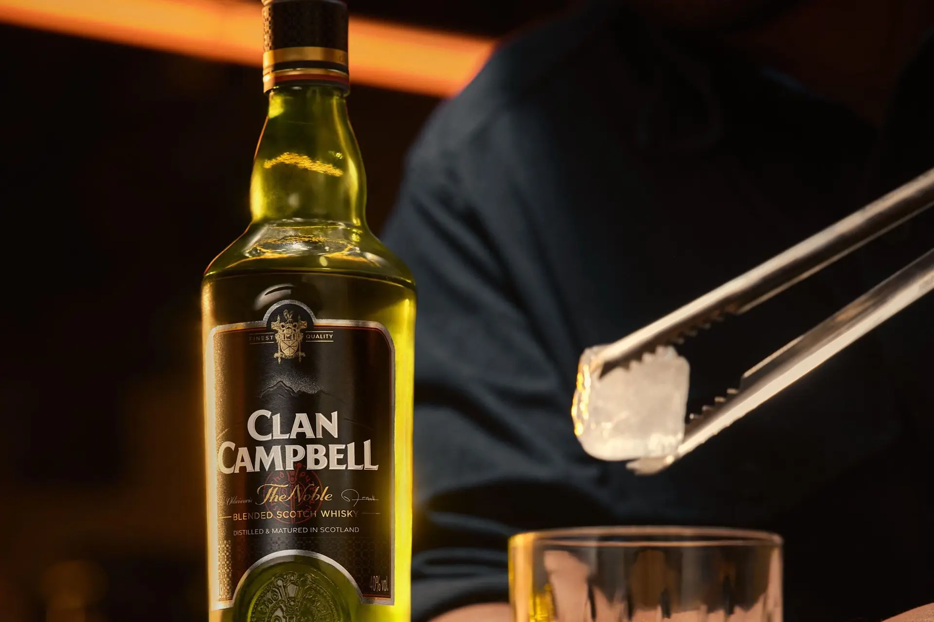 Clan Campbell Blended Scotch Whisky is heerlijke Schotse whisky voor een scherpe prijs