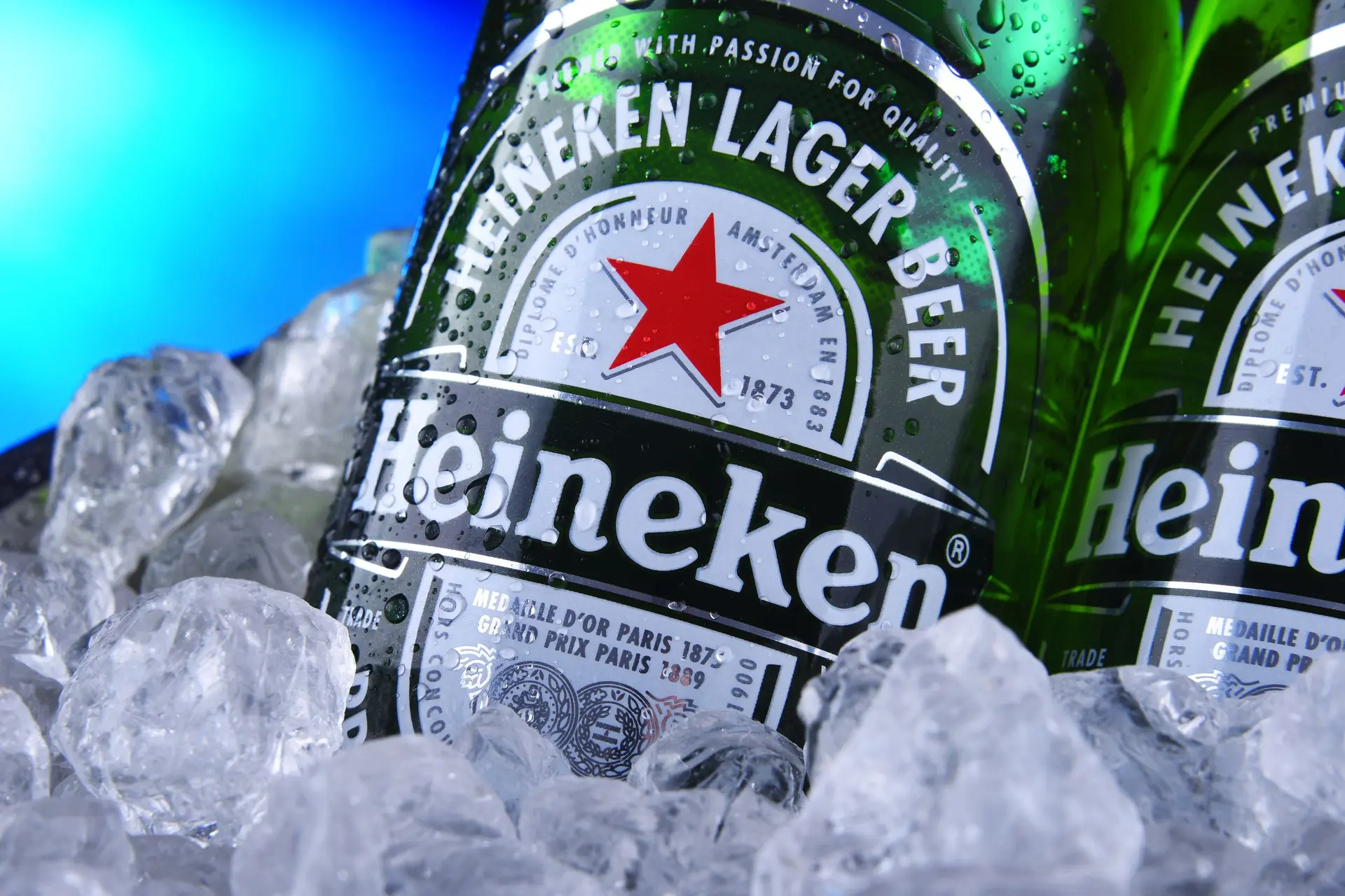 Heineken bouwt bierbrouwerij in Dubai, omdat het eindelijk mag
