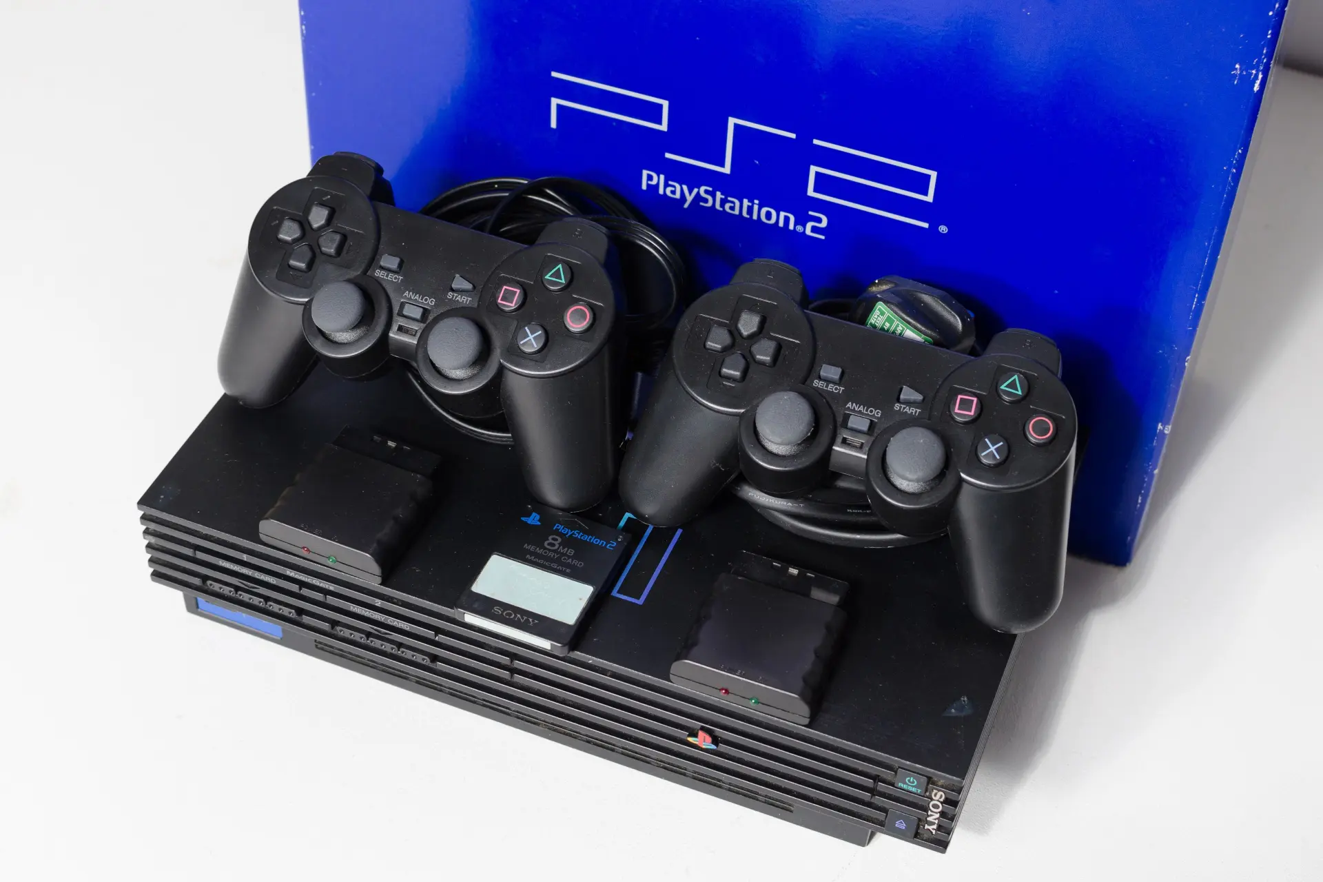 De PlayStation 2 is de meest verkochte console ooit, met zelfs zonder productie nog sales
