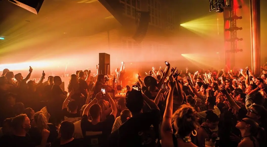 Het Sieraad is de eerste club in Nederland met een state-of-the-art KSL geluidssysteem