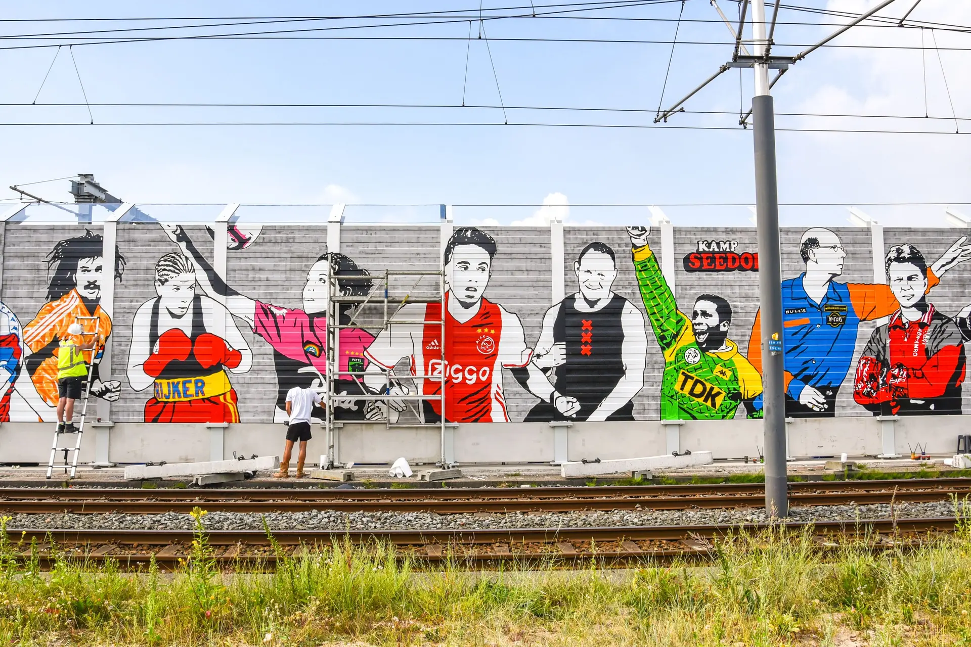 Kunst, voetbal & snacks: Kamp Seedorf verovert NEXT NDSM