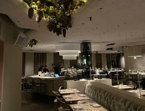 Nela Restaurant pakt uit met de feestdagen met een menu om je vingers bij af te likken