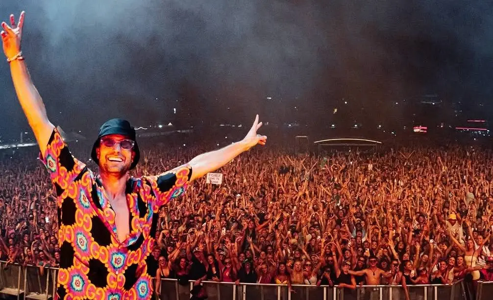 FISHER verovert Ibiza deze zomer met 17 weken vol dikke tracks