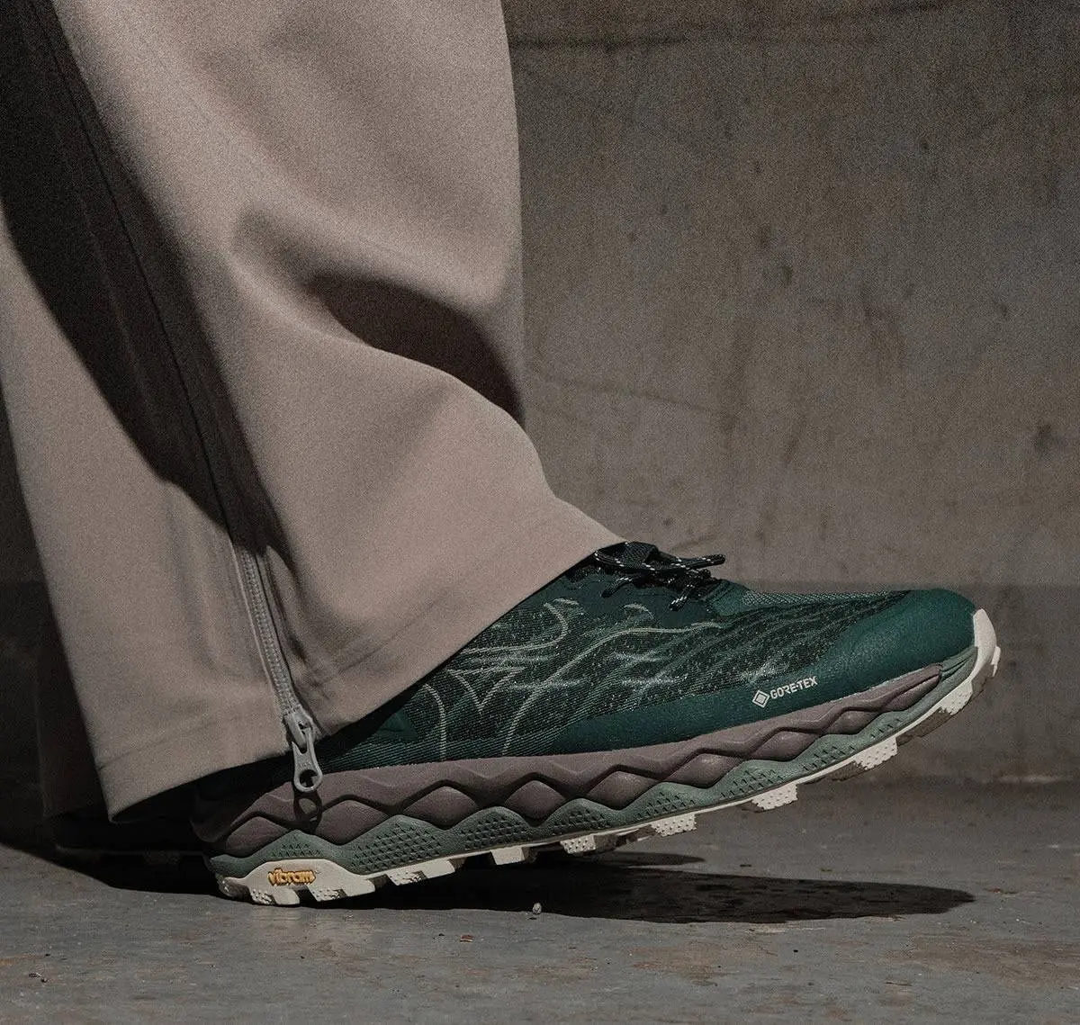 De ultimate sneaker voor elk avontuur: de Wave Mujin LS GTX