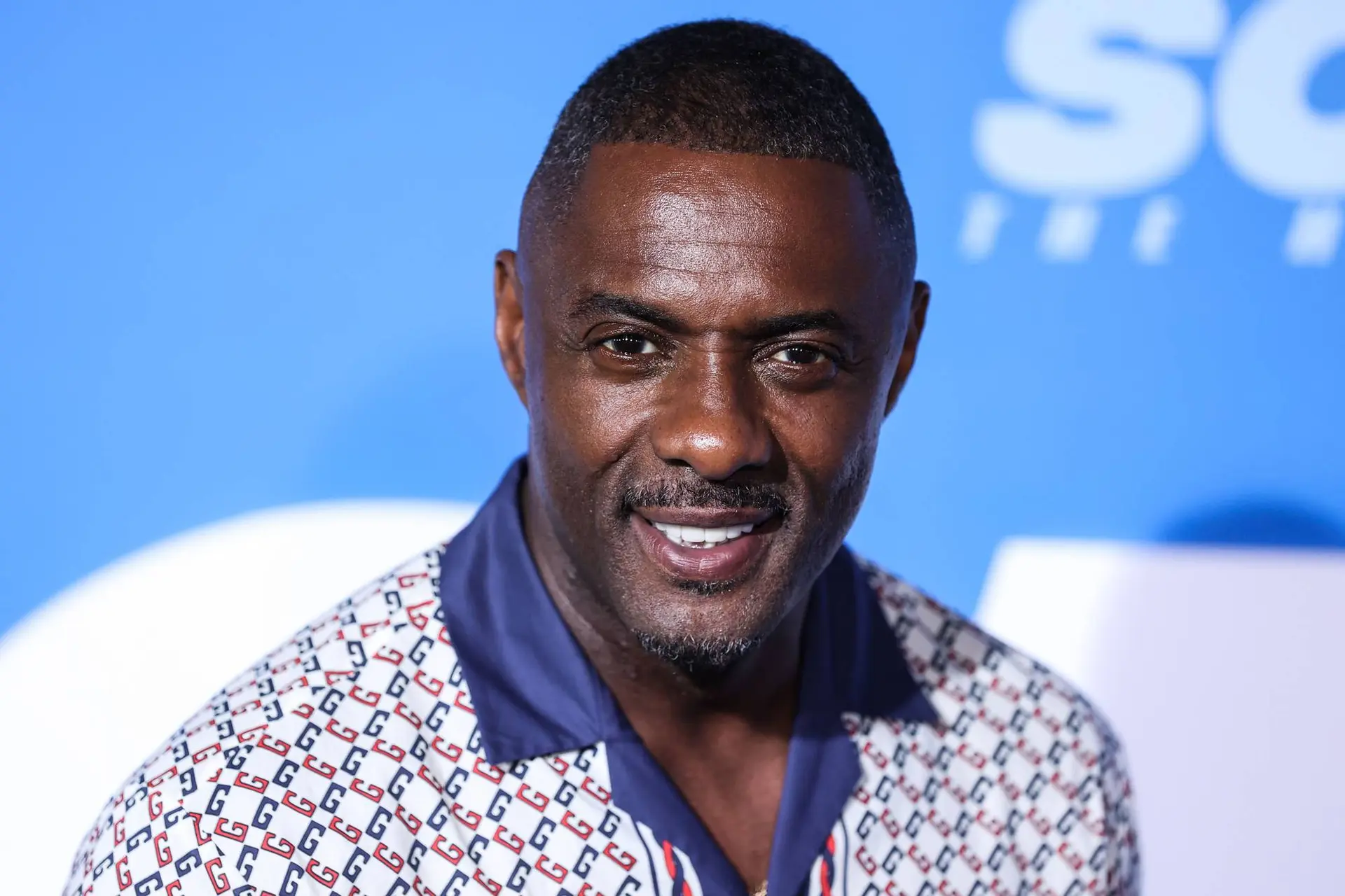 Idris Elba is niet alleen Luther, maar ook een beest achter de draaitafels