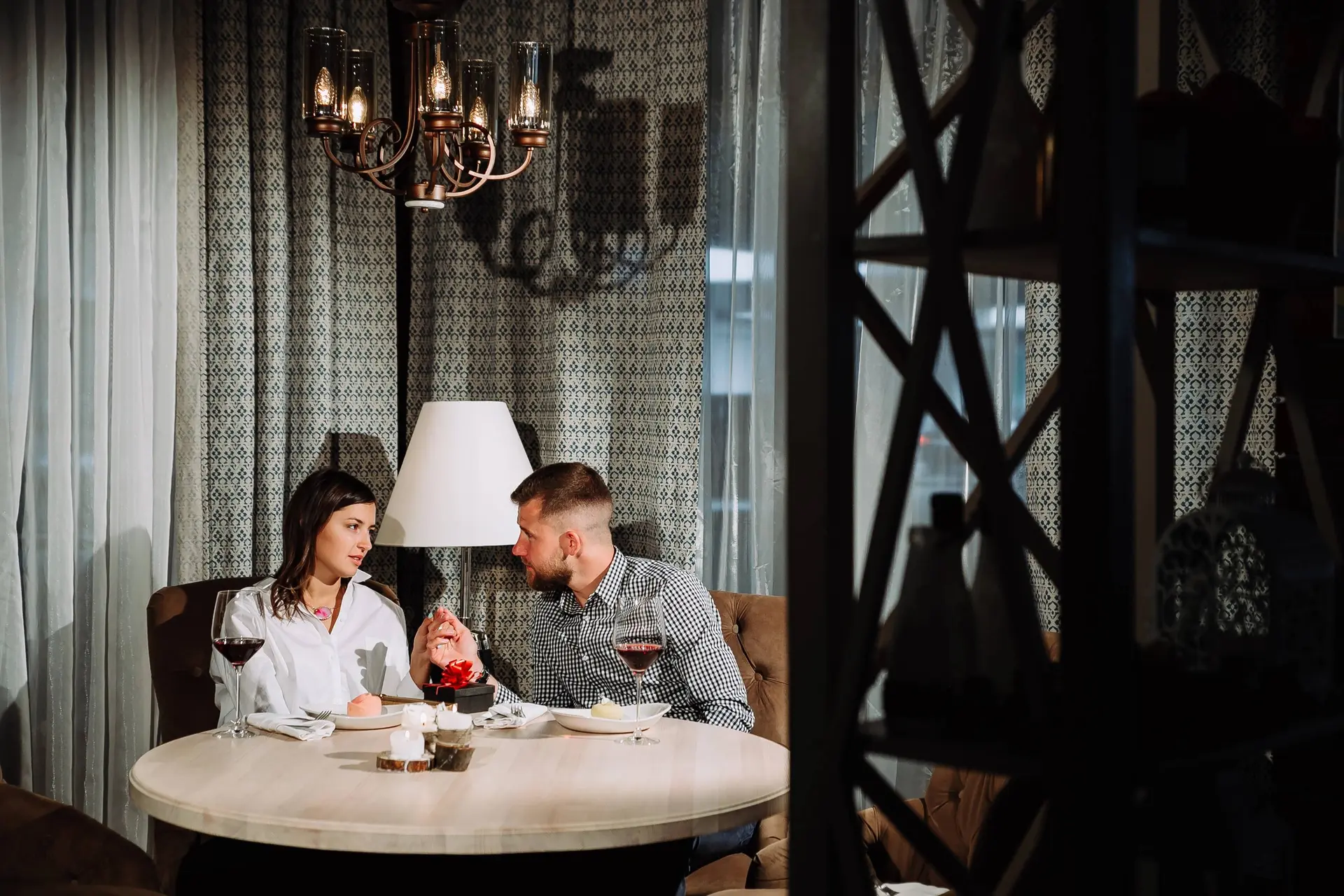 Geen zin in ongemakkelijke stiltes bij je date? Hier zijn de tips