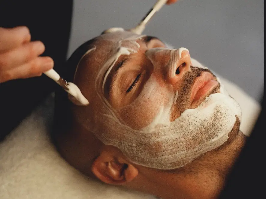 Net als tandenpoetsen: waarom elke man iets met skincare moet doen