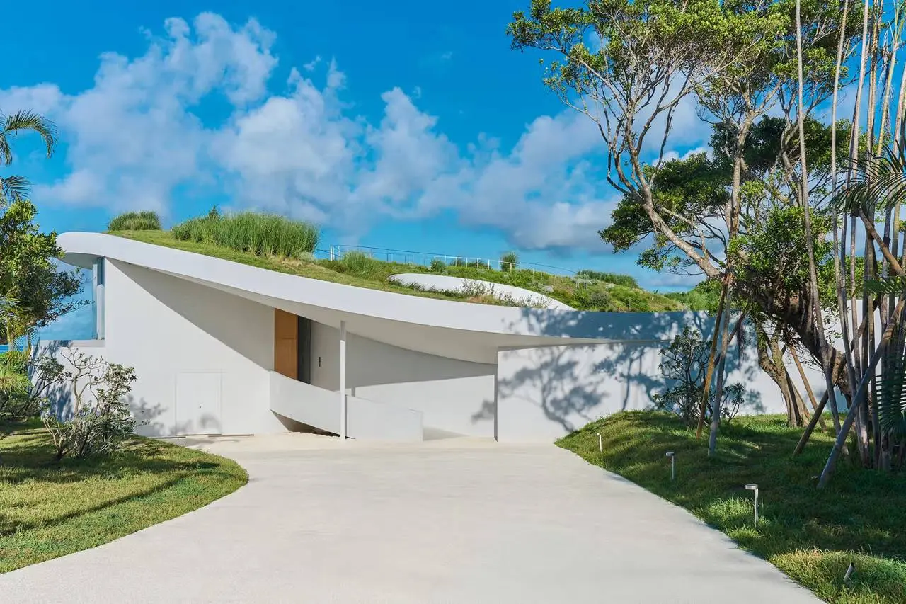 Waanzinnige villa op Japans eiland laat je wonen als een James Bond-schurk