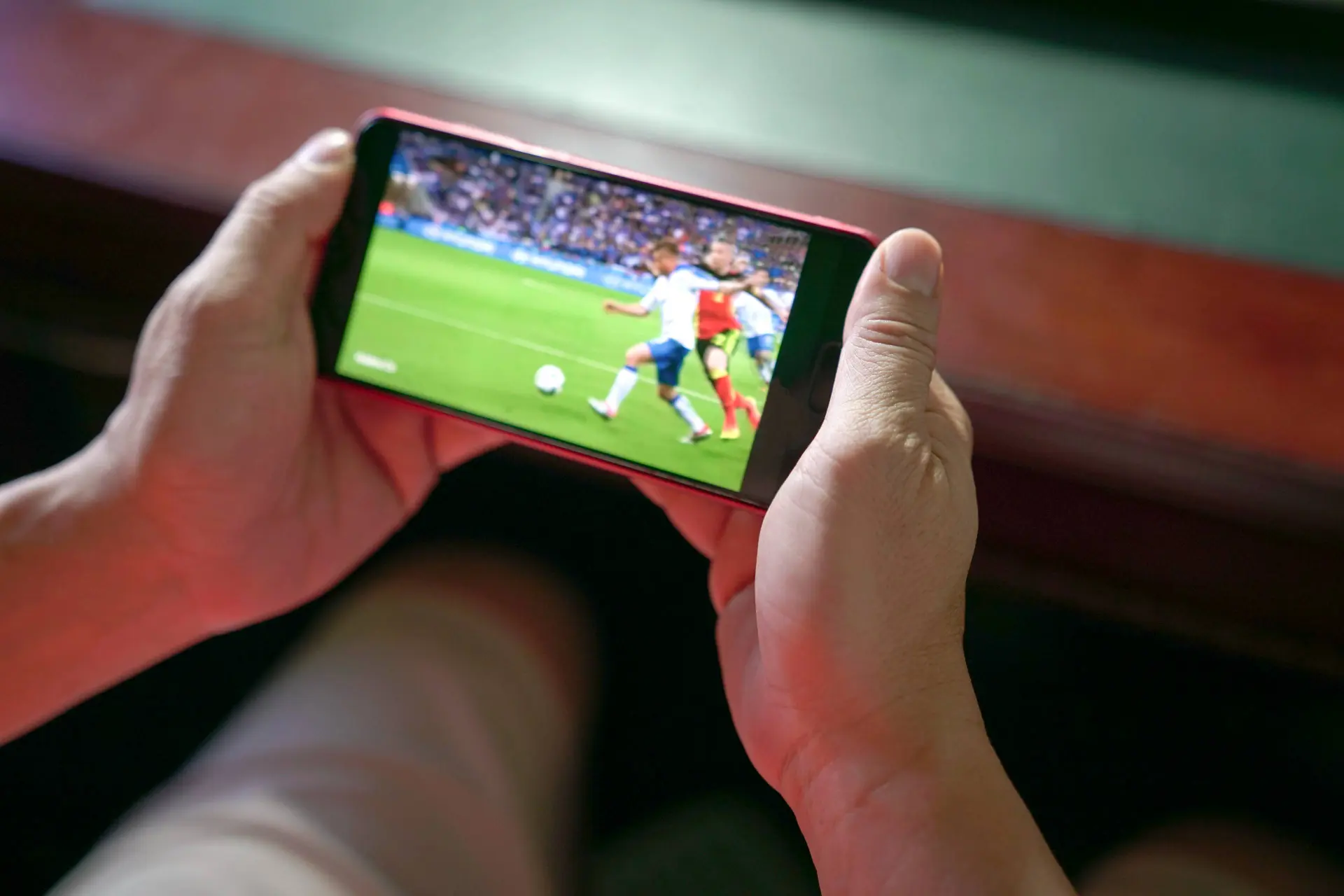 Streameast, de grootste site in het illegale streamen van sport, opgerold door de politie