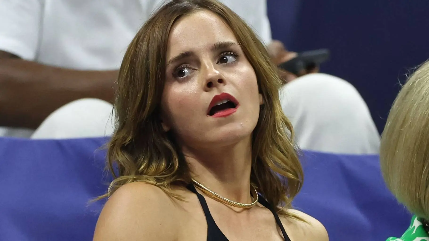 Emma Watson slaat terug: “Mijn schaamte lag op straat” na rijverbod media-hype