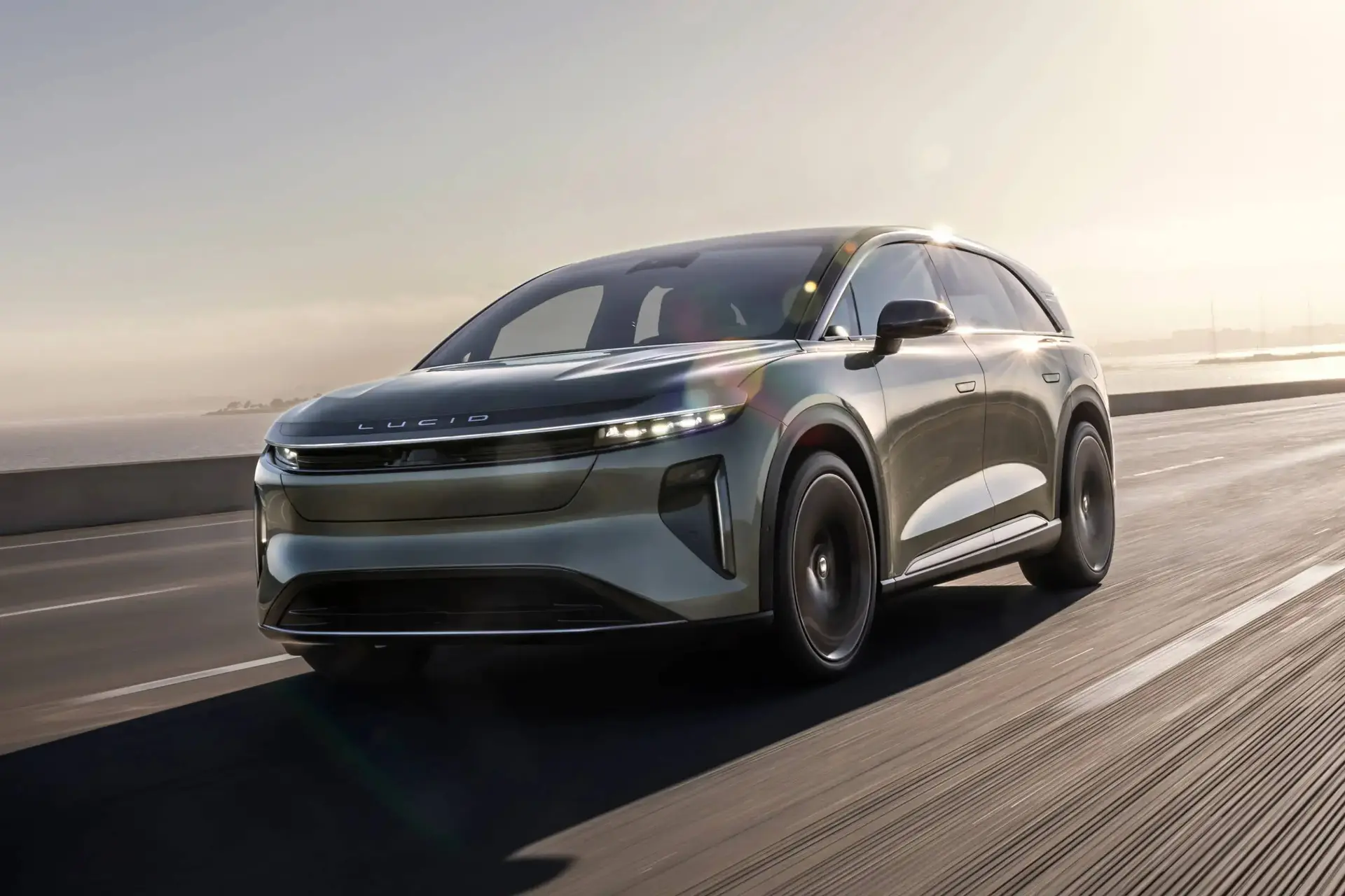 Dit is de Lucid Gravity, een gigantische SUV met sportwagen-prestaties