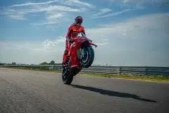 Ducati Panigale V4 R is een straaljager op twee wielen