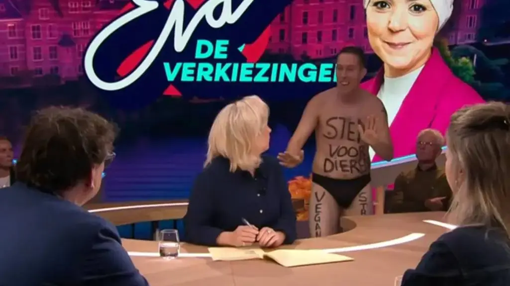 Naakte vegan streaker verstoort uitzending Jinek