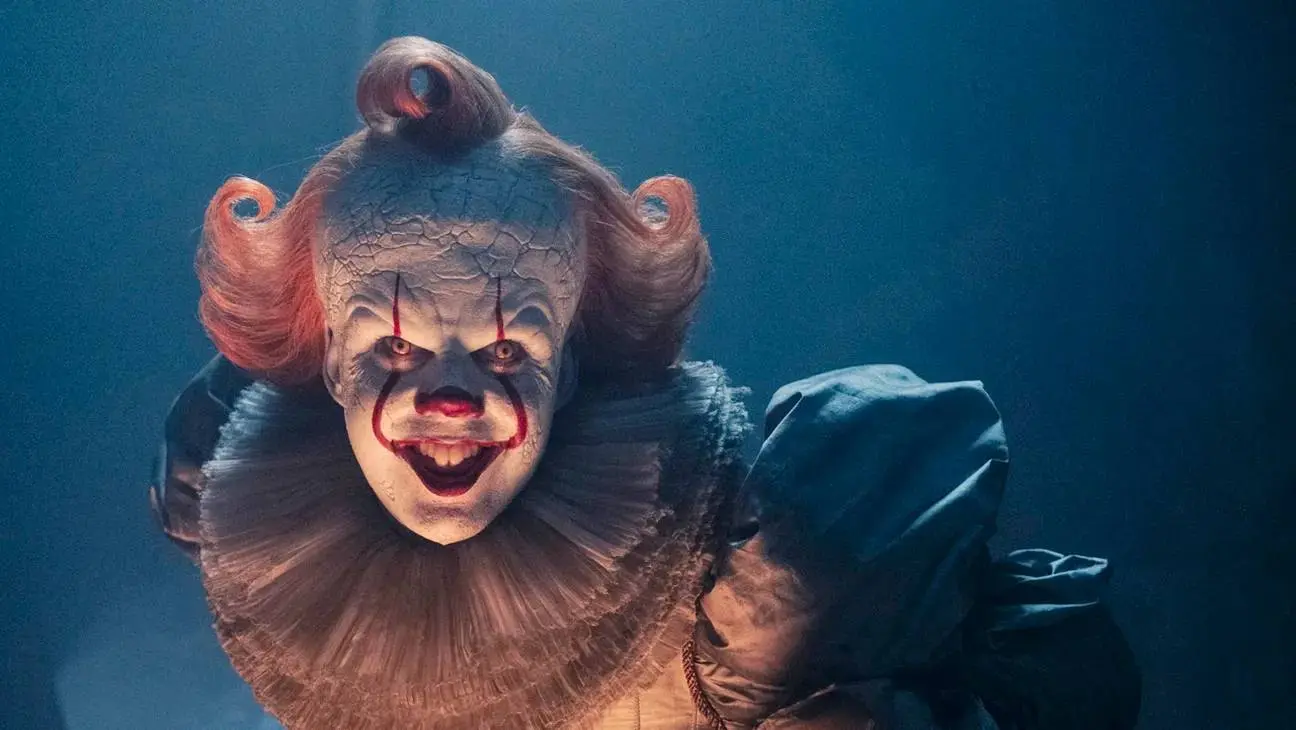 Kijktip: IT Welcome to Derry is een intense serie waar Pennywise de Clown helemaal los mag gaan