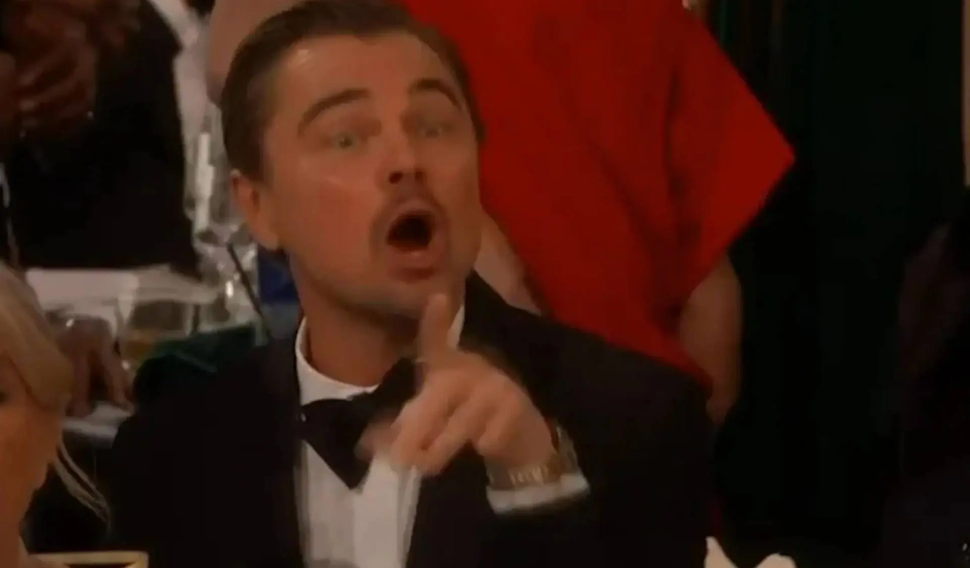 Leonardo DiCaprio wordt keihard geroast tijdens de opening van de Golden Globes