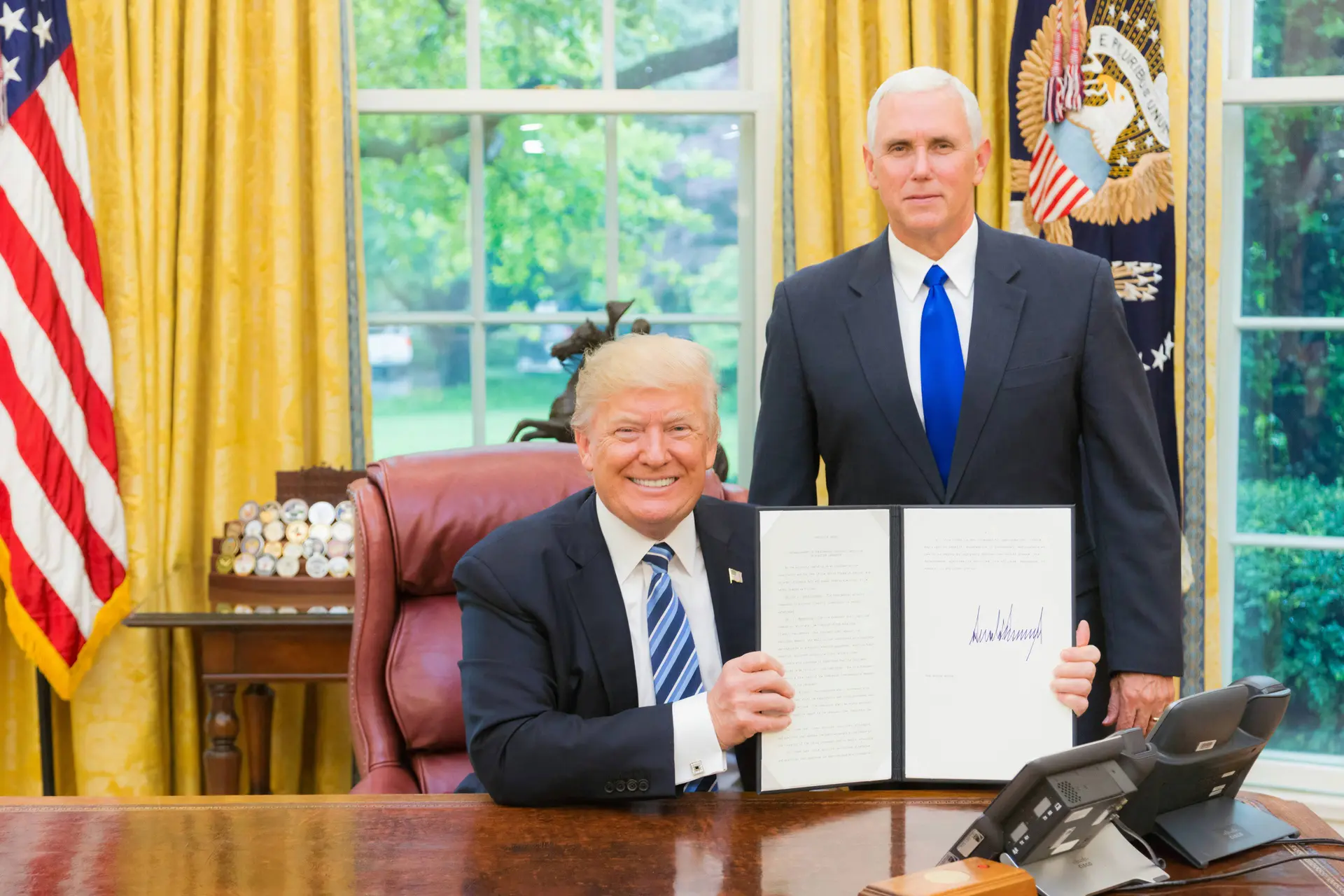 Buitenaards leven? Trump zegt dossiers te publiceren
