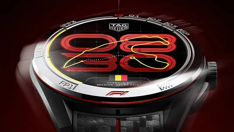 Met deze nieuwe TAG Heuer aan je pols weet jij sneller wat er in de Formule 1 gebeurt dan de rest