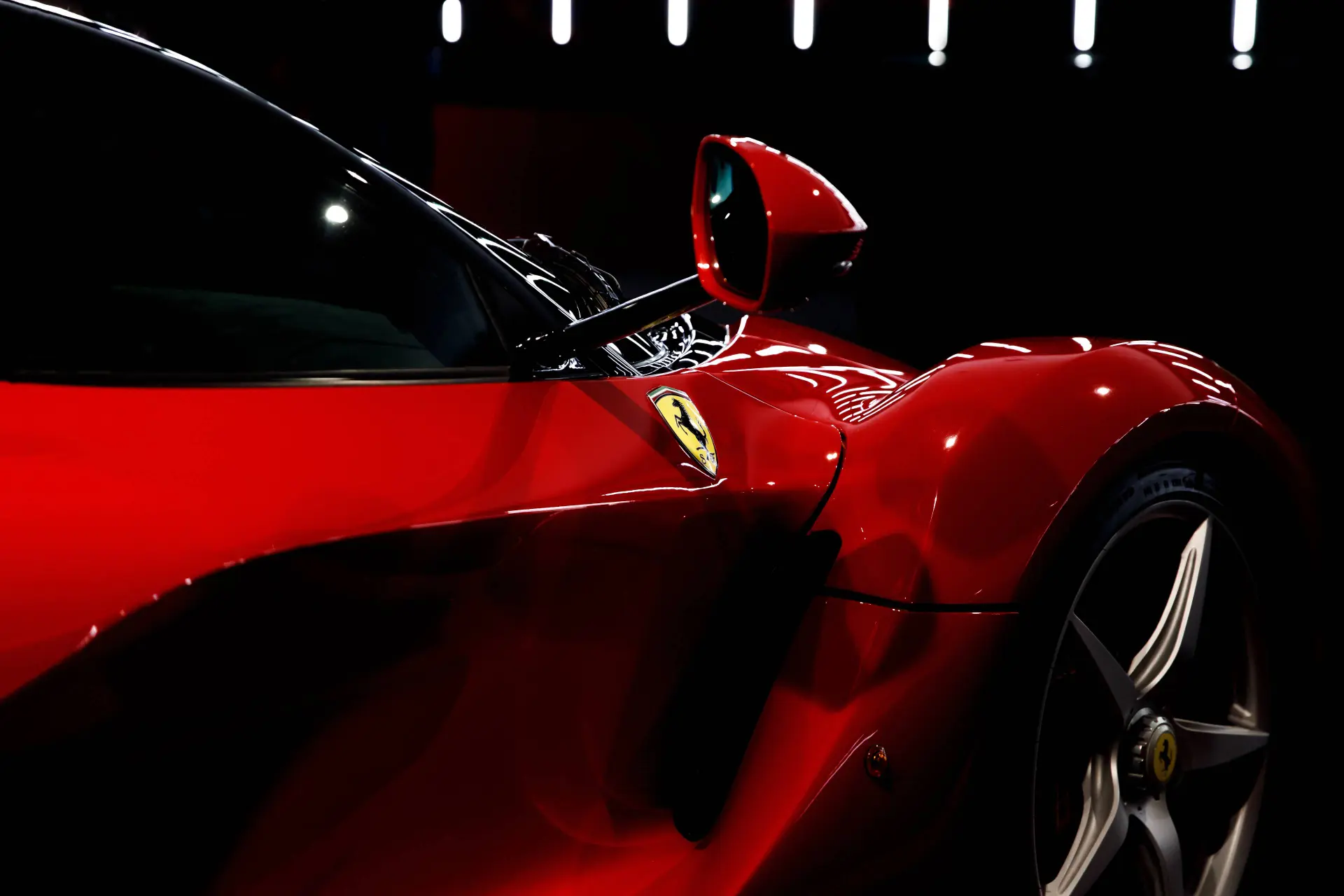 Dit zijn de grote sterren die nooit meer in een Ferrari mogen stappen