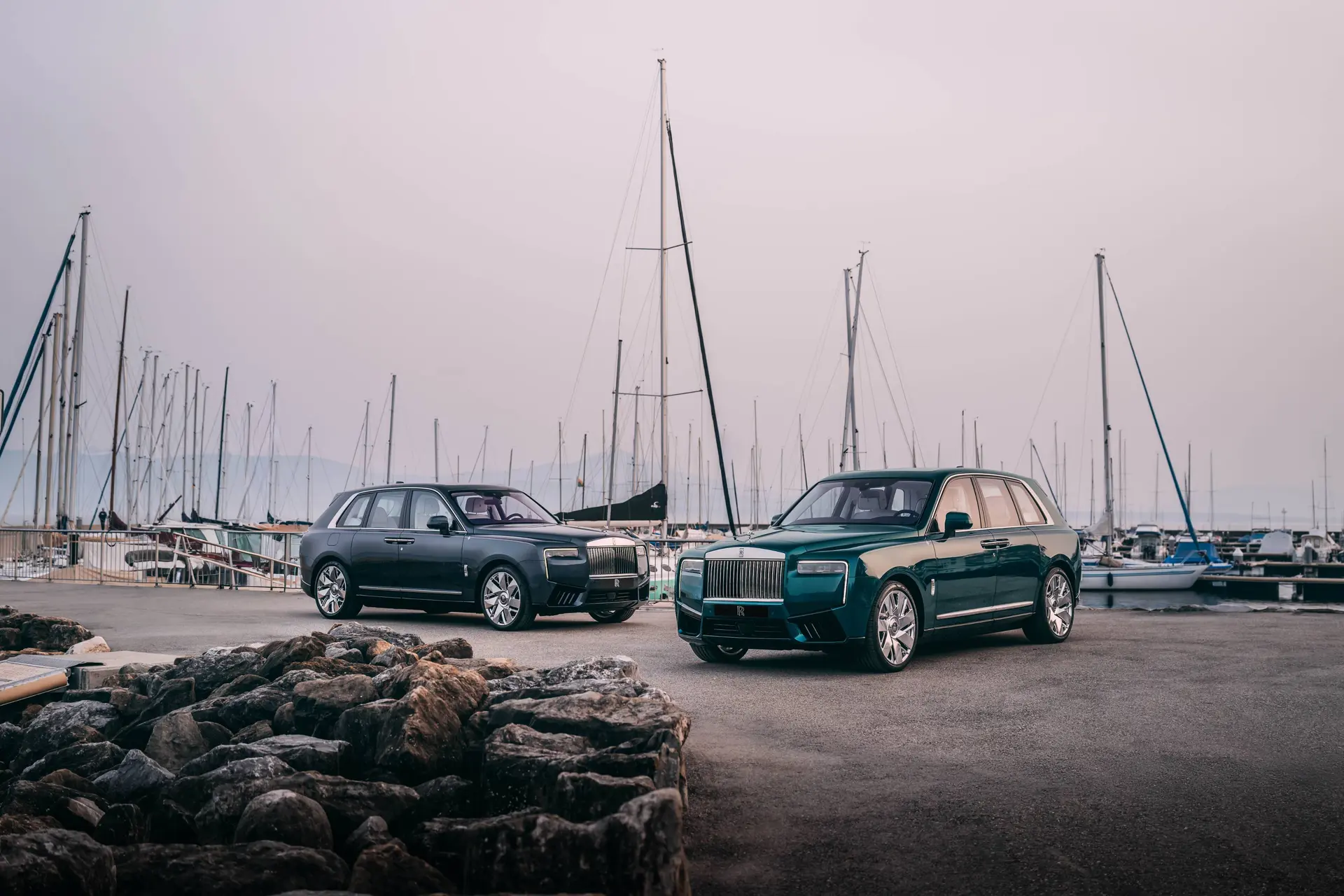 Rolls-Royce tilt luxe naar een absurd niveau met letterlijk een jacht op wielen