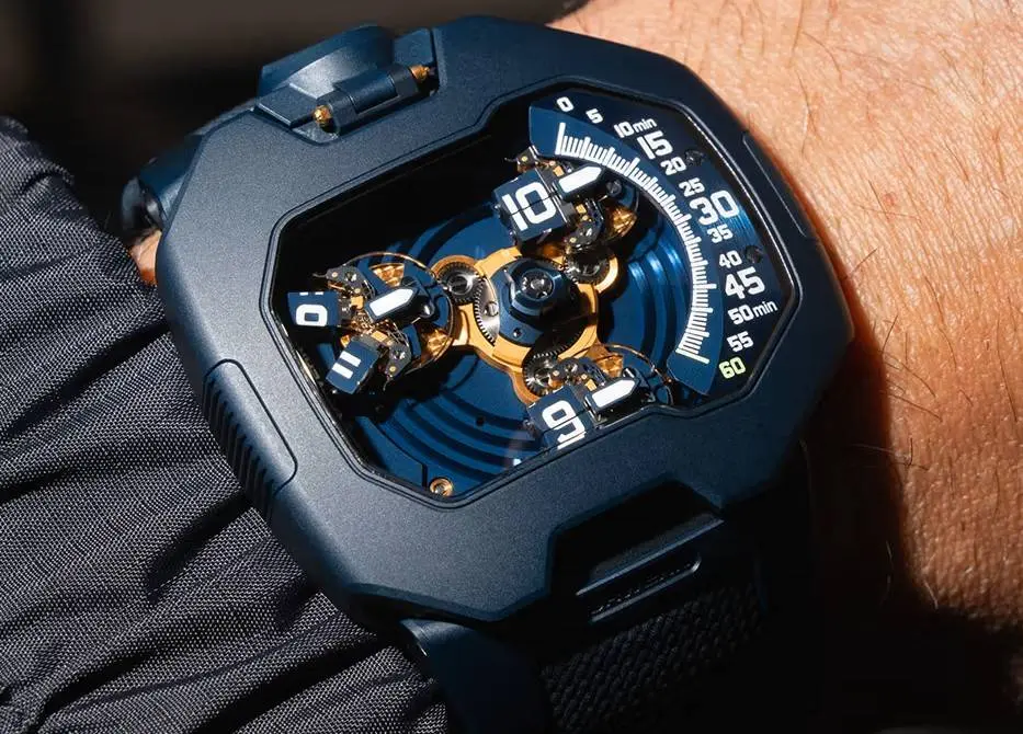URWERK neemt afscheid van de UR-120 met een horloge dat rechtstreeks uit de toekomst lijkt te komen