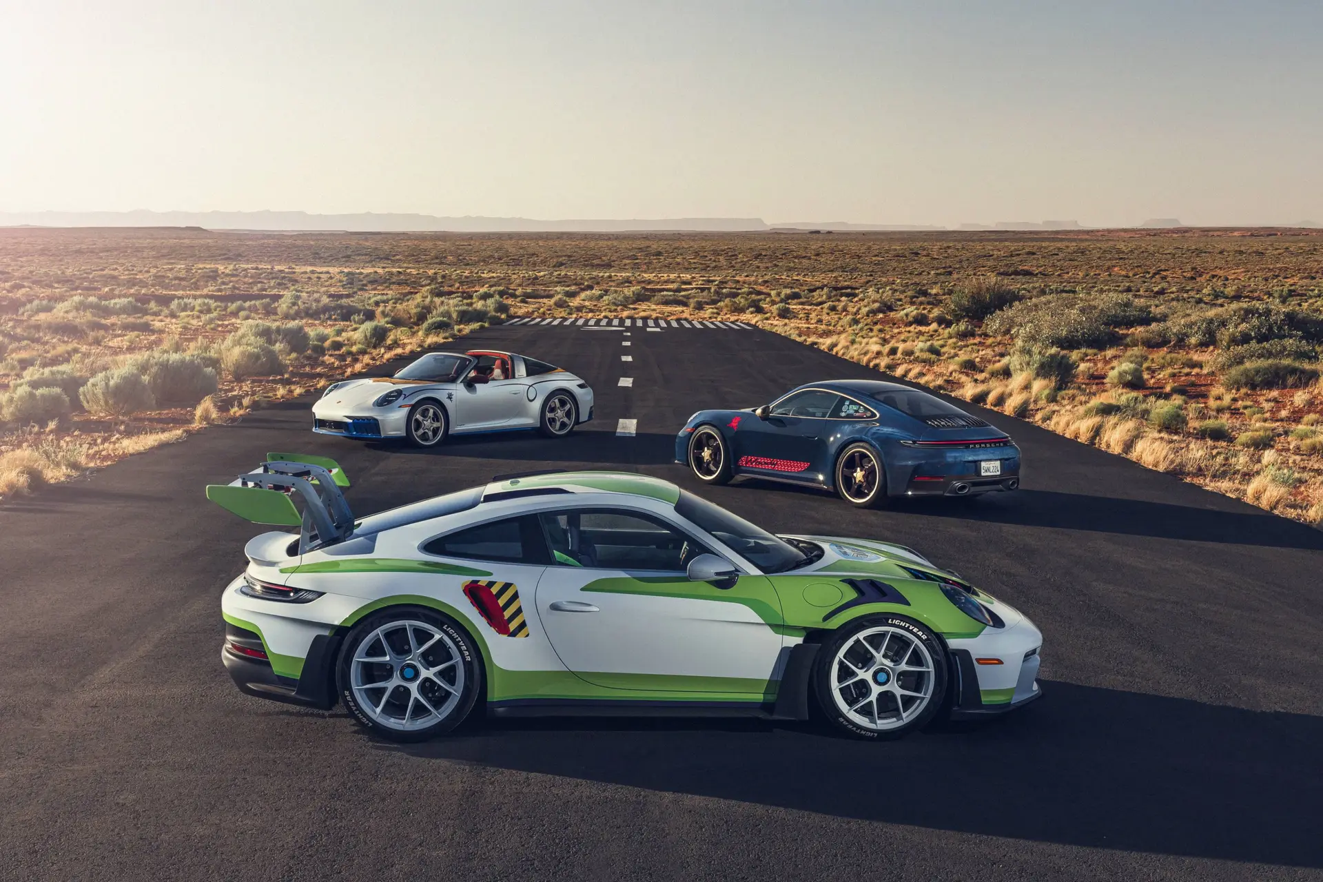 Porsche onthult drie heel unieke 911's voor première van Toy Story 5
