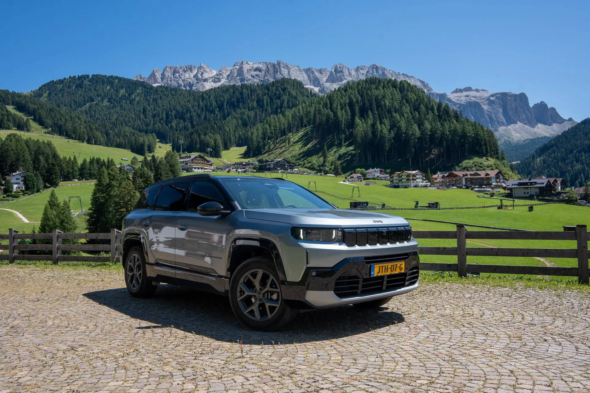 JeepCompass_26_Bewerkt_CR_WEB-09408