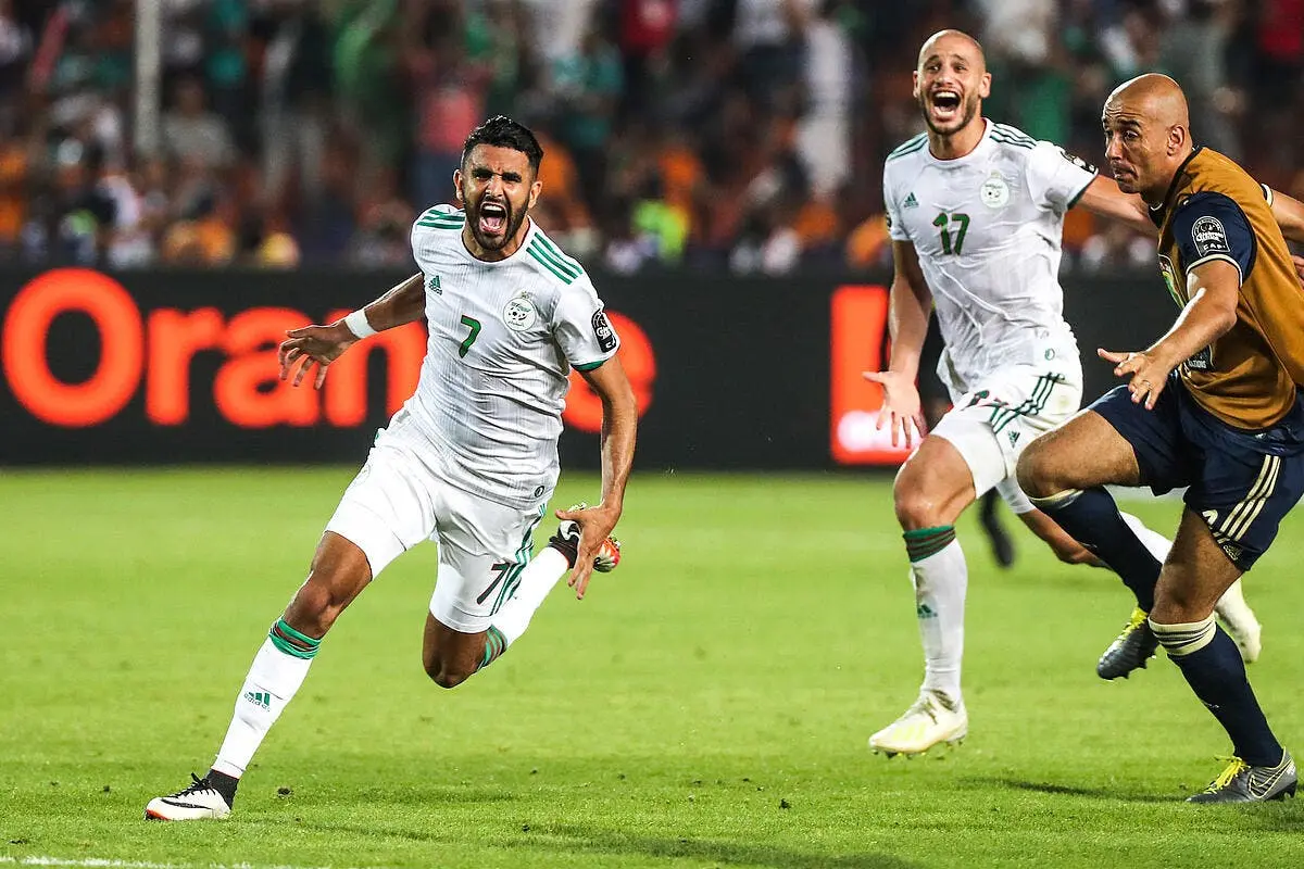 can lyon craint le pire une fan zone pour la finale de l algerie icon 44129322258901