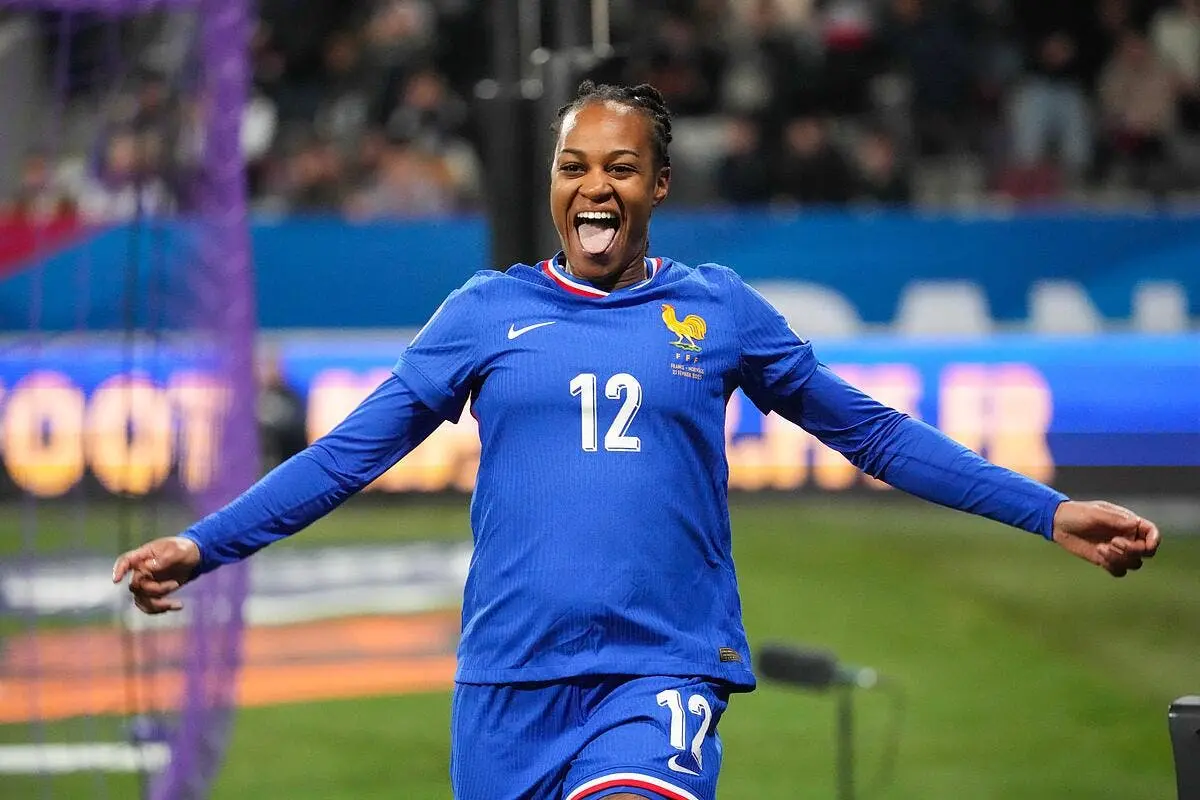 edf katoto offre un bon depart aux bleues iconsport 252794 0125 388813