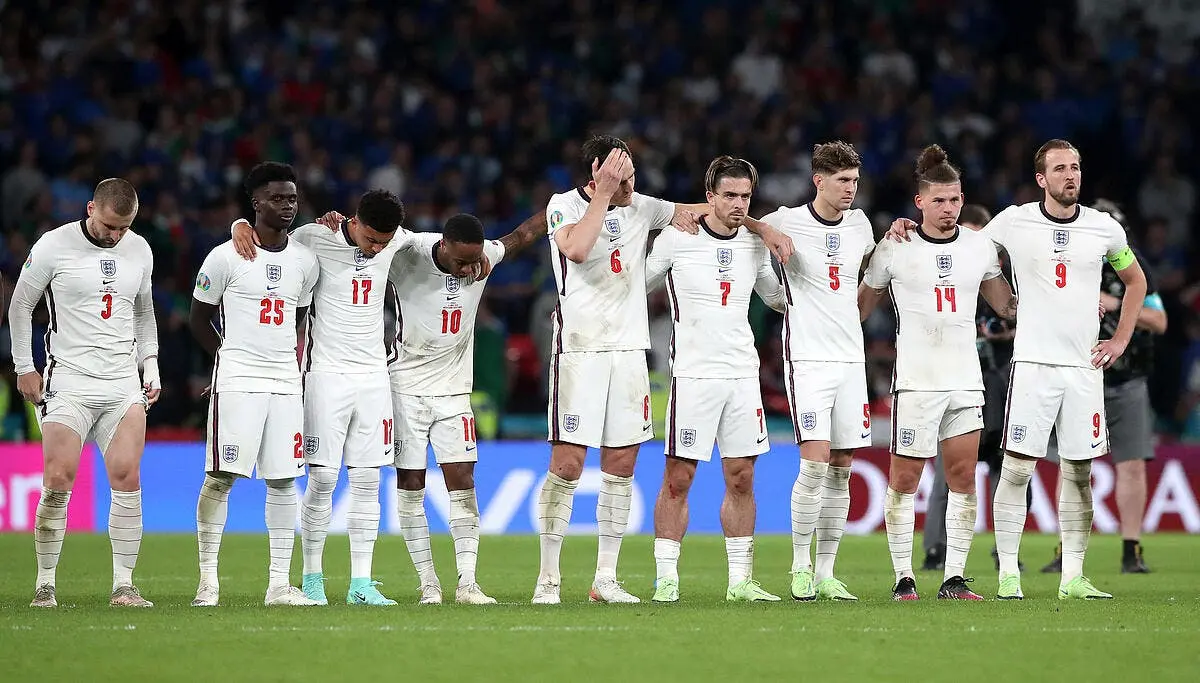 euro 2021 stephane guy sous le choc du crash anglais icon 60887708 318837