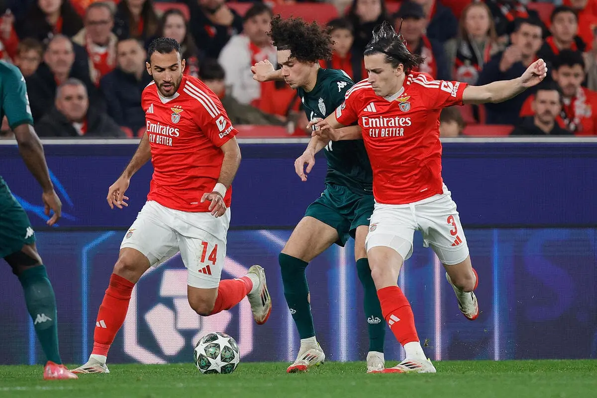 ldc un match fou a benfica mais monaco rate l exploit de peu iconsport 252611 0008 388668