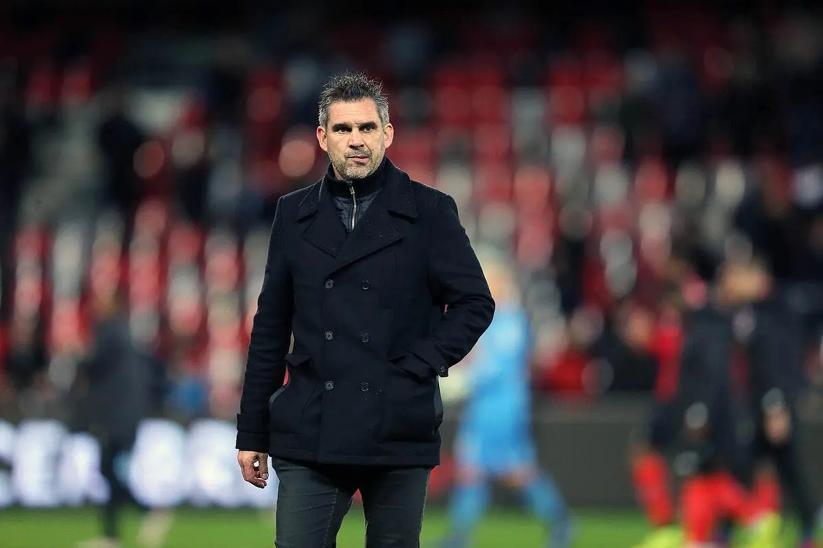 officiel guingamp descendra sans gourvennec gourvennec 13253965