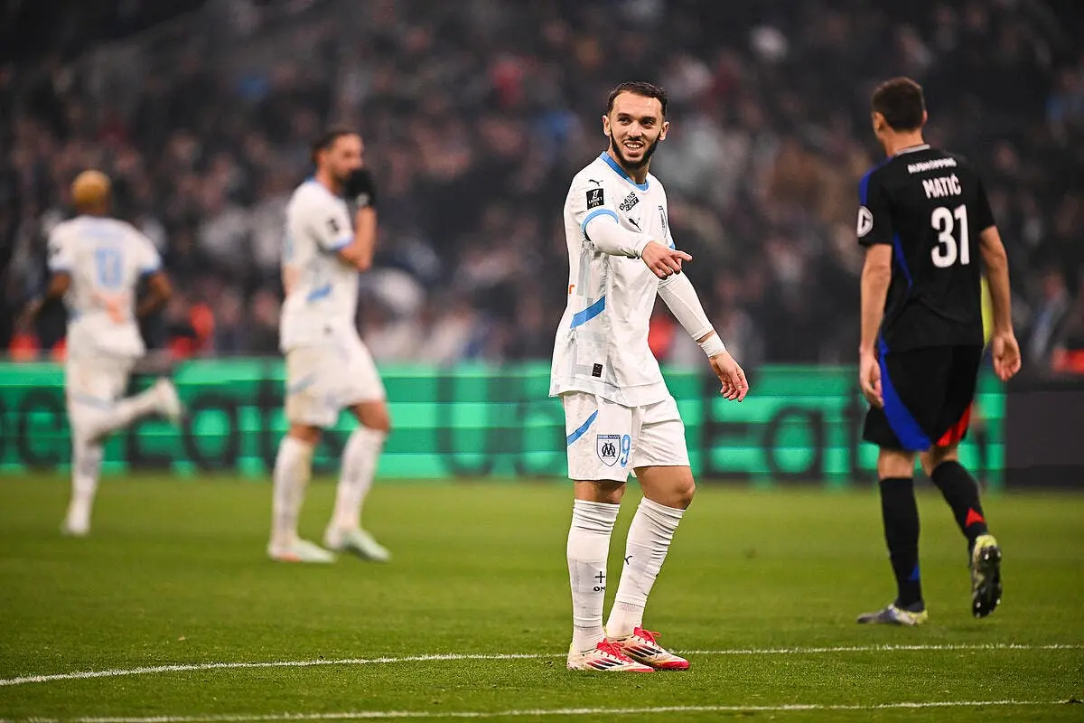 om le coup de pression de benatia a gouiri iconsport 251247 0440 388203